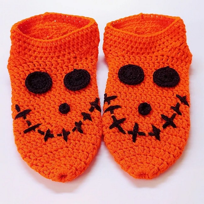 Crochet Spooky Slippers Pattern