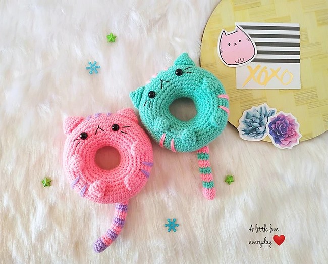 Crochet Donut Cat Amigurumi Pattern