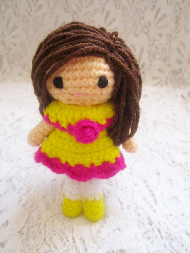 Crochet Little Amigurumi Doll Pattern