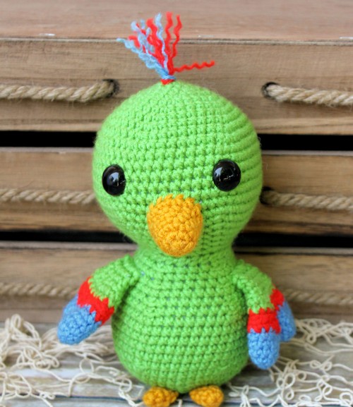 Crochet Parrots Pattern