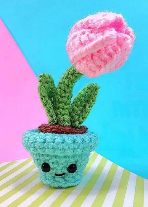 Crochet Tulip With Flower Pot Pattern