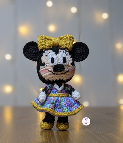 Minnie Mouse Amigurumi