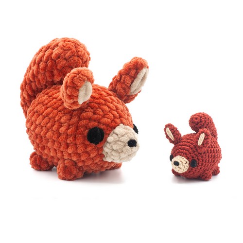 Sasha The Squirrel Amigurumi