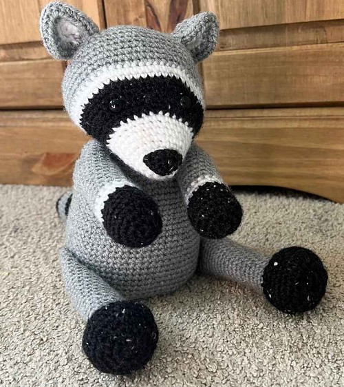 Simple Crochet Raccoon Pattern