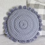 Crochet Round Pillow Pattern (1)