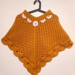 Crochet Simple Poncho Pattern (1)